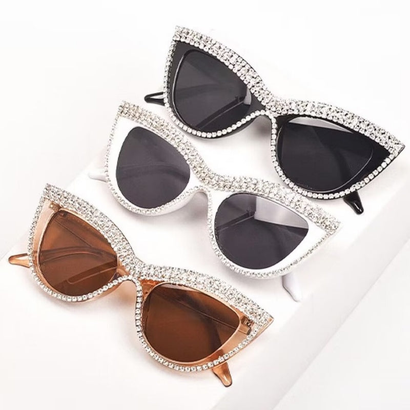 Women's Trendy  Cat Eye Sunglasses Shiny Rhinestone Sunglasses Beach Resort Style Glasses